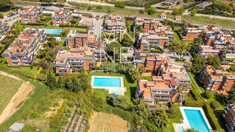 Foto 42f6e9d1-f07d-4f85-8062-e60ab6ffee50. Àtic amb calefacció aparcament piscina a Can Sans Sant Andreu de Llavaneres