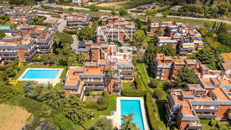 Foto 4c99cd1e-a1c8-49b2-aea1-c2699c233211. Àtic amb calefacció aparcament piscina a Can Sans Sant Andreu de Llavaneres