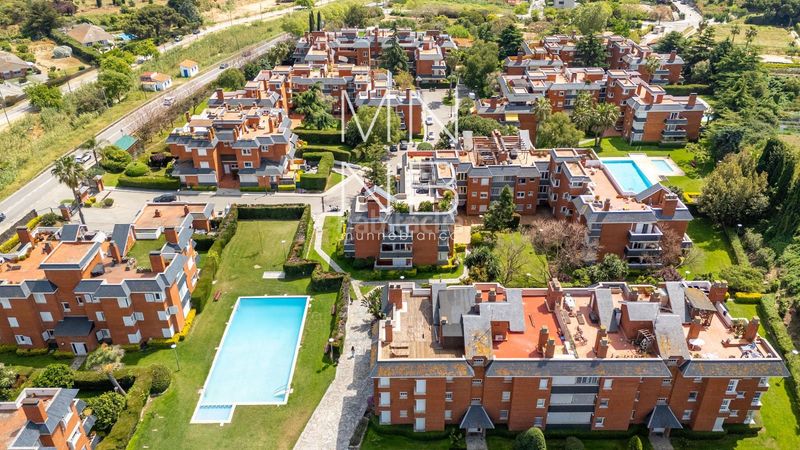 Foto f5af07f4-466a-457d-a976-eaeeb6121952. Àtic amb calefacció aparcament piscina a Can Sans Sant Andreu de Llavaneres