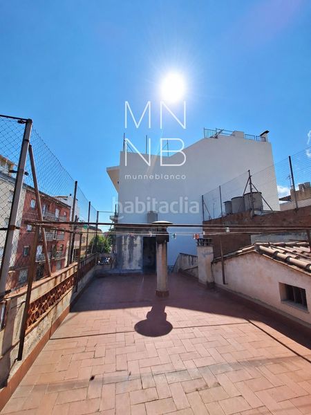 Foto b81dd927-4f5a-4849-ad3f-d6698f4d3abc. Casa adossada amb calefacció aparcament a Els Molins Mataró