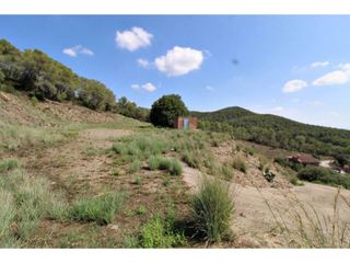 Terreno residencial en Bosque de wanta 8. Venta de finca rústica en sentmenat