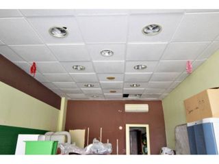 Local Comercial  De la vila. Local en venda amb sortida de fums a polinyà