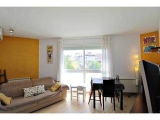 Appartement à Queralt 13. Venta de piso en sabadell poblenou