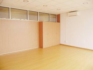 Lloguer Oficina a Santa Perpètua de Mogoda. Oficinas en alquiler en santa perpetua. plg urbasa