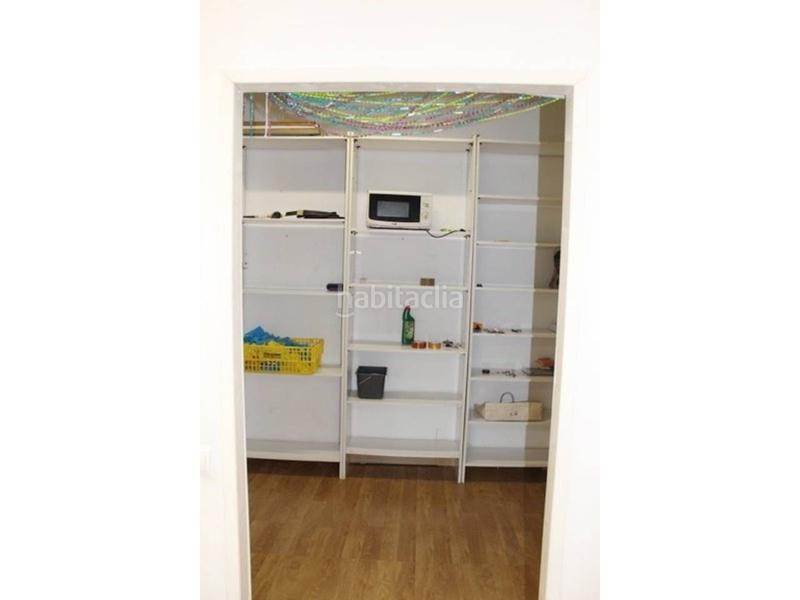 Foto 5b99fb1f-f64e-4cd4-bd15-f75b7d3cd80a. Local comercial en begoña 3 en Poble Nou Sabadell