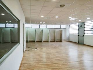 Alquiler Oficina en Montsia 13. Oficina 45 m2 en alquiler en santa perpetua. plg urbasa