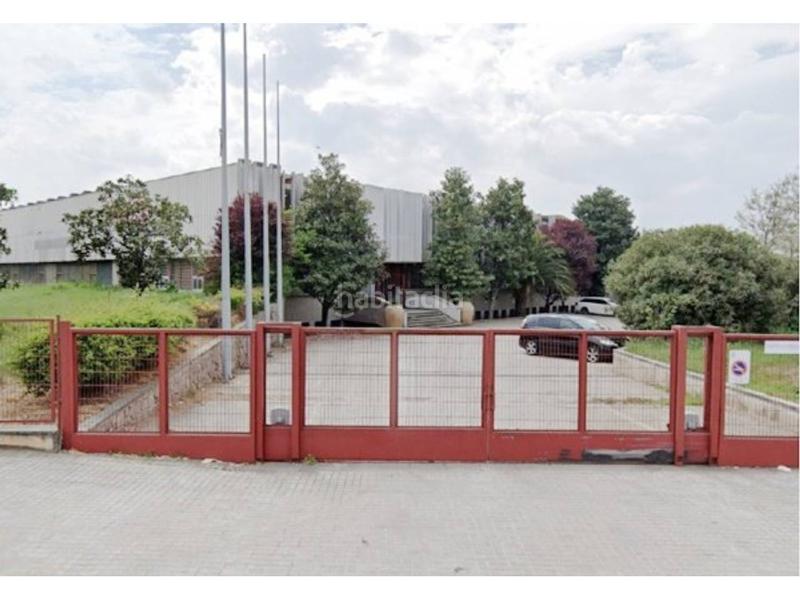 Foto d2f54aff-6c94-4852-87f6-a382b33c51fa. Location bureau dans montsia 13 dans Santa Perpètua de Mogoda