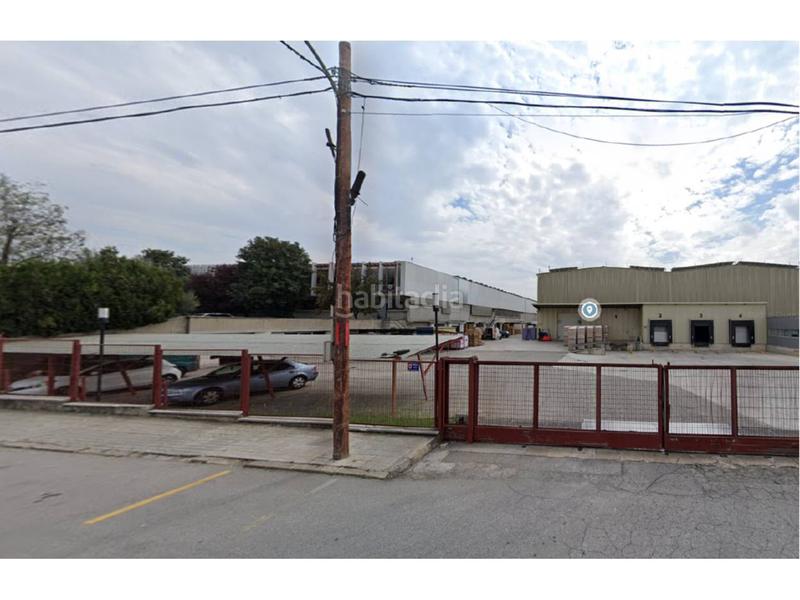 Foto fcacc767-4da6-4ab7-86f3-92ada4534680. Lloguer oficina amb aparcament a Santa Perpètua de Mogoda