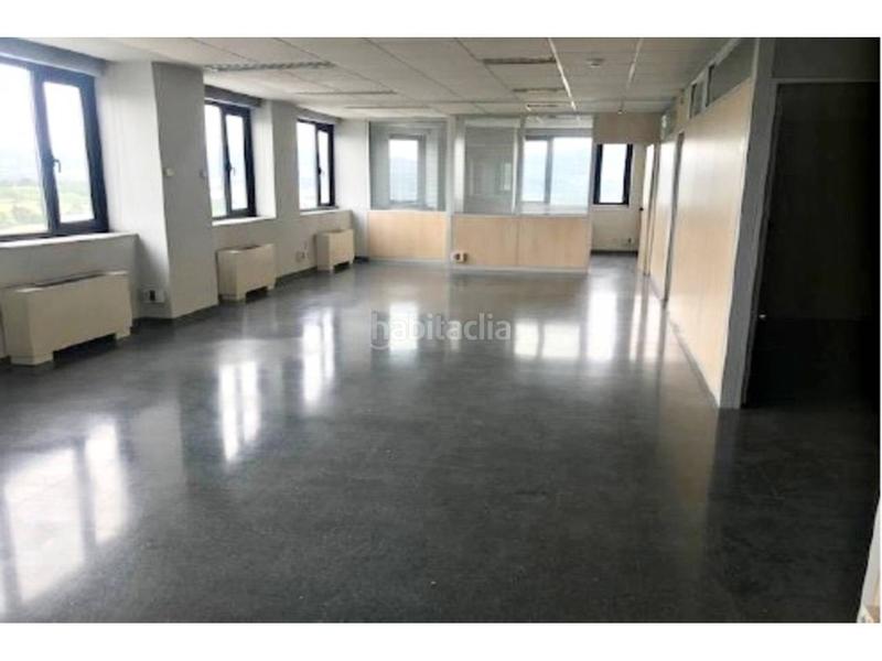 Foto 8f055fd6-3d51-49b3-a94a-9efff446e040. Alquiler oficina  en alquiler en cim vallés en Santa Perpètua de Mogoda