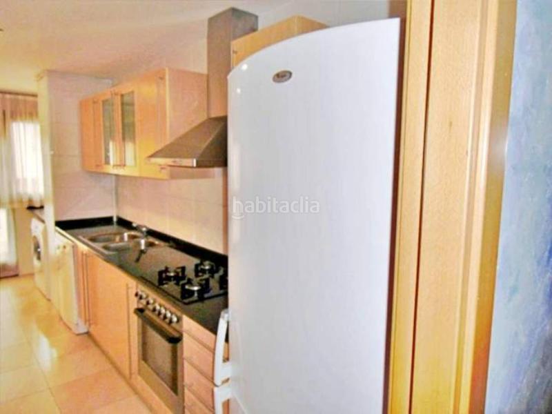 Foto ed8e470a-1b2a-4053-bac6-e7e4405b088f. Piso venta de piso con piscina comunitaria en Polinyà