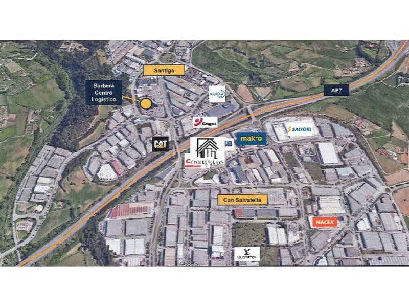 Foto d7028a4c-f55f-4969-861e-cc844a5995d0. Rent industrial building in calle casal de santa coloma 1 in Barberà del Vallès