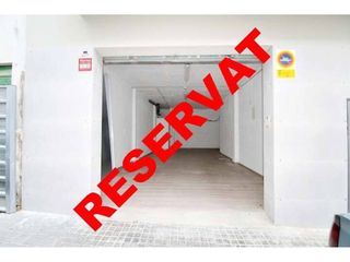 Rent Business premise  Calle travessera. Alquiler local en polinyà zona ajuntament