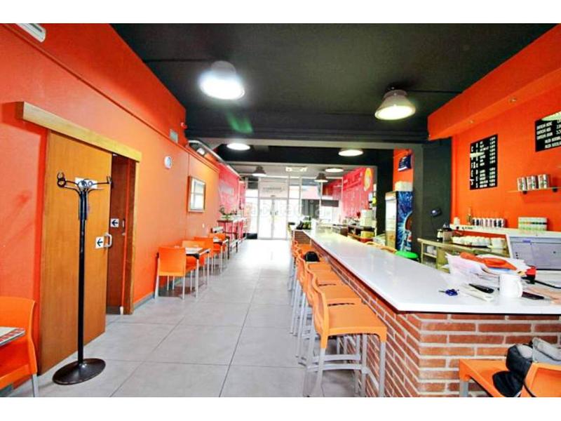 Foto 4b4192e2-4f3b-49f0-8281-fd163bca38d8. Alquiler local comercial traspaso de negocio restauración Centre en Granollers