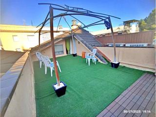 Penthouse in Mediterrani  12. Venda dátic al costat de la platja de cuinit