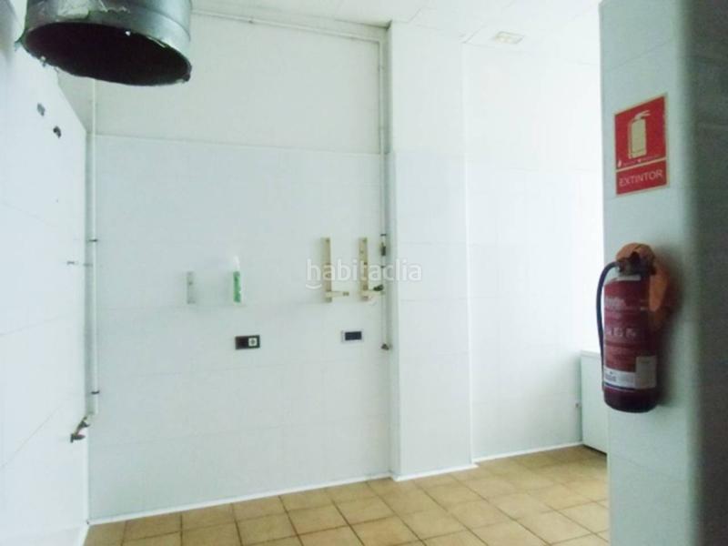 Foto 6224f947-fd58-4b16-8d9d-53800adb665b. Local comercial venta de local rambla en Polinyà