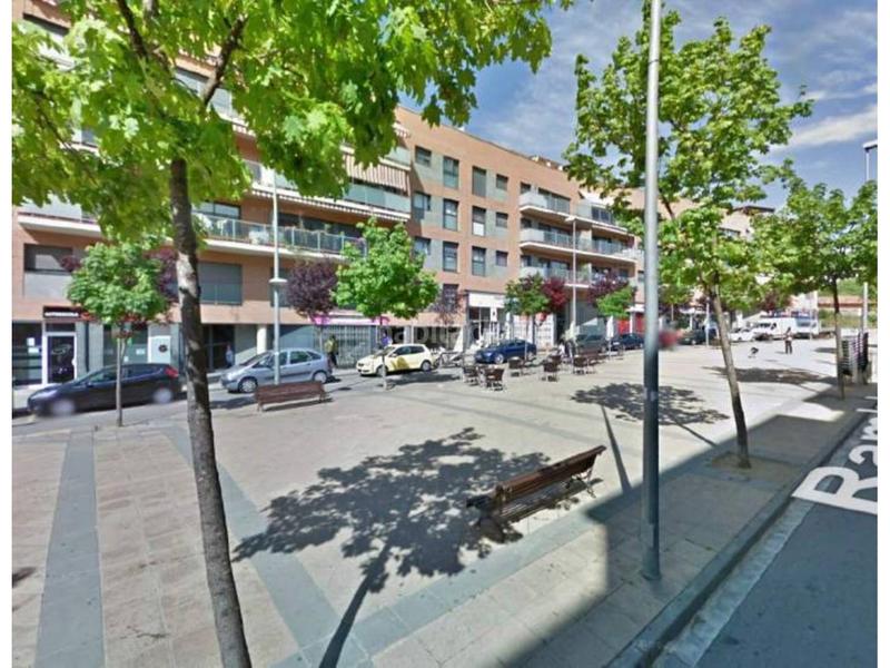 Foto a7f849cb-49ab-4f59-96ed-ca05fe969350. Local comercial venta de local rambla en Polinyà