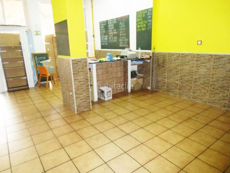 Foto d1ca3120-9ffe-45c1-9aa7-fc37b953fb1f. Local comercial venta de local rambla en Polinyà