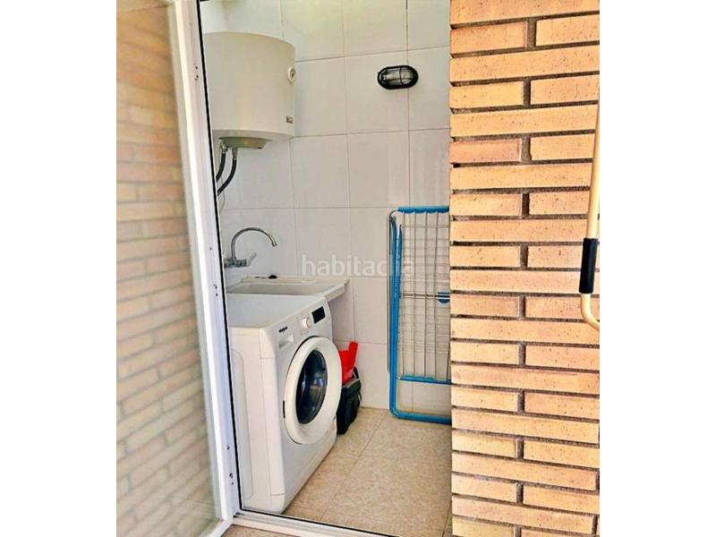 Foto a2a22e06-1f96-4368-b8d9-1b3f55dea11e. Ático venta de àtico en Nucli Antic Cunit