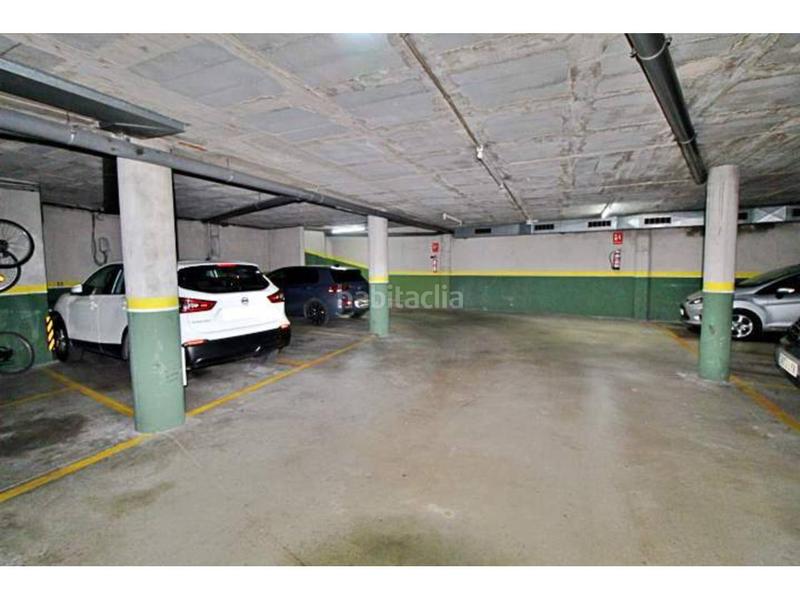 Foto 66e620cc-4ca1-4f9f-a05b-08d092704668. Autoparkplatz in Polinyà