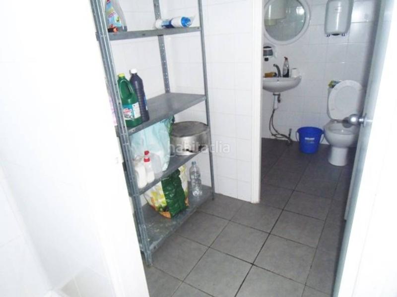 Foto 38662f40-a707-4779-bbca-23210617ba9e. Local commercial dans rafael de casanova 9 dans Polinyà