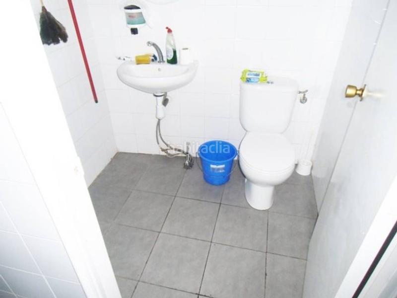 Foto 3f30166f-4607-4361-9d6b-fd17c0affb02. Local commercial dans rafael de casanova 9 dans Polinyà