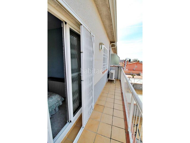 Foto 5f128271-6732-49c9-b236-c8fbbcf09ab5. Casa amb calefacció aparcament a Polinyà