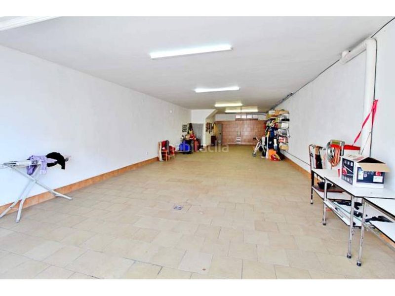 Foto aed2273d-4627-4f16-bbbd-642c397a80b2. Casa amb calefacció aparcament a Polinyà