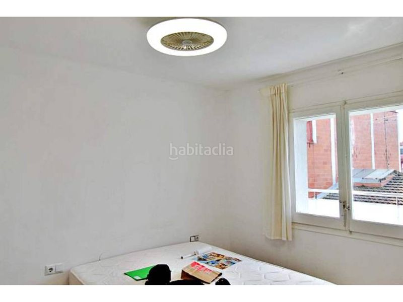 Foto f8672e22-e176-4c4e-b123-9126acc2fe2f. Pis a Llagosta (La)