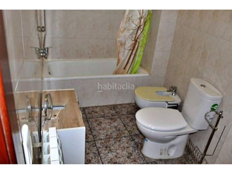 Foto 8051c257-89fe-45bb-a296-9413b138373f. Pis amb calefacció aparcament a Polinyà