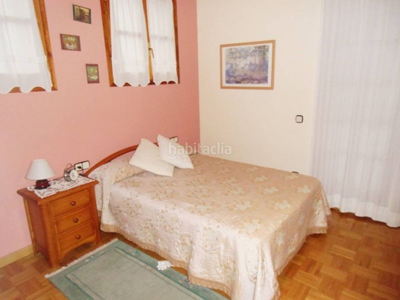 Foto 90fc7a01-6574-4017-bb3a-5ae2de637b6d. Casa amb calefacció aparcament a Polinyà