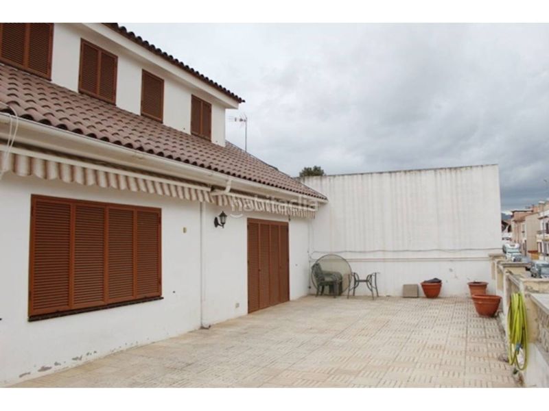 Foto 987d5cd2-02bd-4397-9fec-3457b9a7b172. Casa amb calefacció aparcament a Polinyà