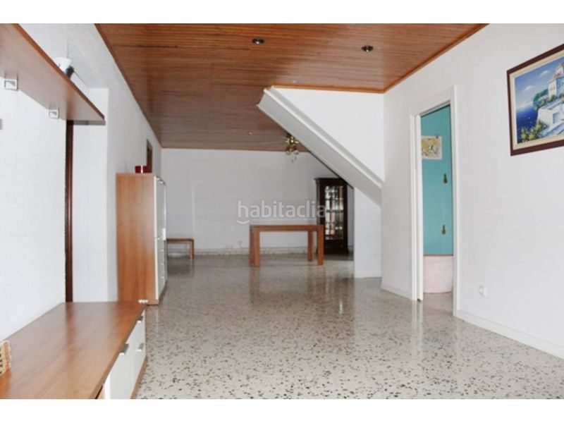 Foto c5a6c3a5-87c1-4716-9b24-85d0e10c33f3. Casa amb calefacció aparcament a Polinyà