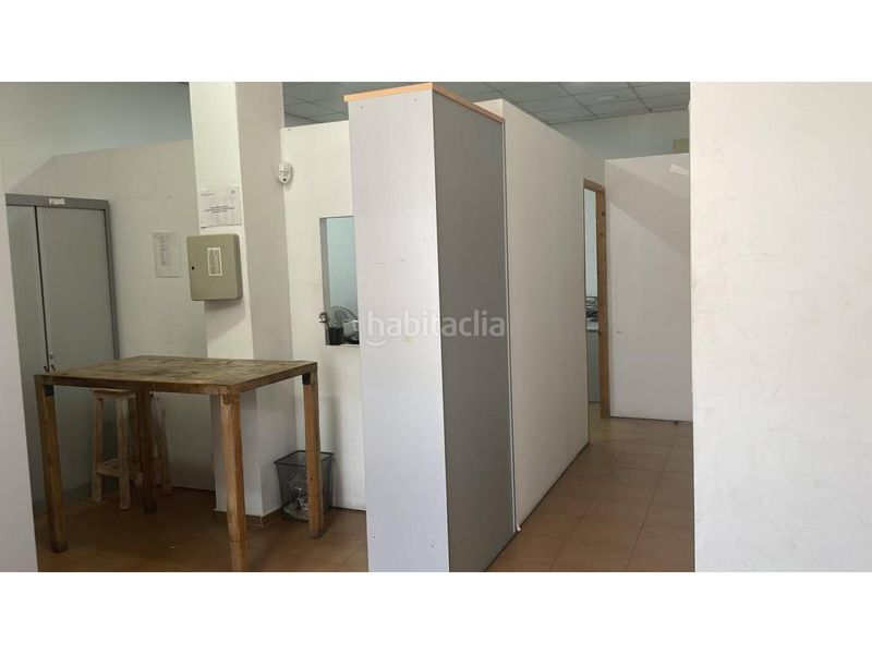 Foto e1962d42-2d5d-4457-bb49-0d4b20da2796. Geschäftsraum in Polinyà