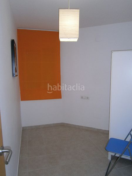 Foto 1f13f2fb-3cbb-456c-8ec4-d8a3d0e29b9f. Àtic amb calefacció a casc antic - nou Cambrils Cambrils