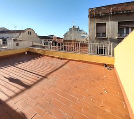 Affitto Appartamento in Carrer de sant antoni 24. Centro  - aire acond - trastero