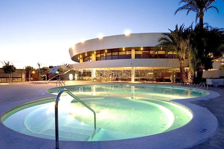 Foto 21aa10ee-00fa-4f77-b8c7-04389c3c6b70. Apartamento en carretera del far 56 confort 365d + la mejor piscina en Salou