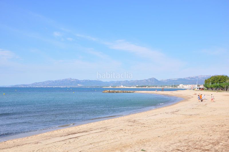 Foto a9e00e91-b150-41d8-a976-09d0a47c7f99. Apartamento en carretera del far 56 confort 365d + la mejor piscina en Salou