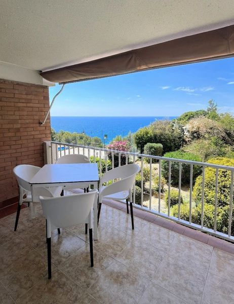 Foto d637b194-c2db-467f-ae4f-034a038e14d5. Apartamento en carretera del far 56 confort 365d + la mejor piscina en Salou