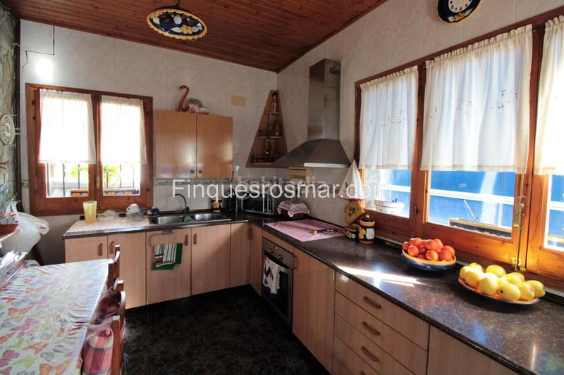 Foto 67cc1cfb-779f-4c59-9a20-77dacd4da522. Casa amb aparcament piscina a Aiguaviva Parc Vidreres