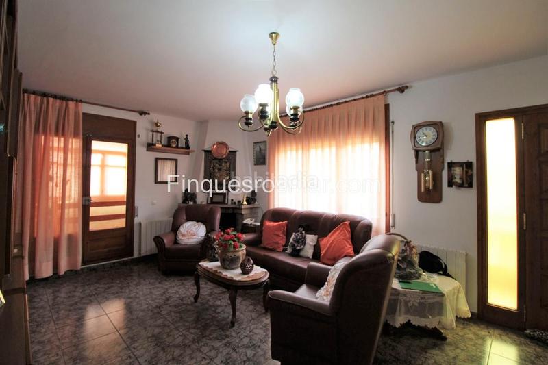 Foto 704a2a29-764d-4d54-a33c-52ebd5078e9d. Casa amb aparcament piscina a Aiguaviva Parc Vidreres