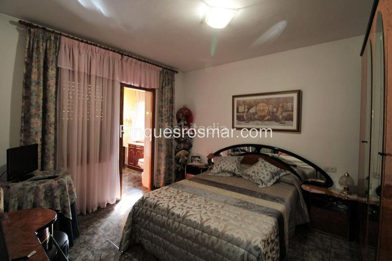 Foto 73dce944-bf28-4430-879c-f8a5cdaeac68. Casa amb aparcament piscina a Aiguaviva Parc Vidreres