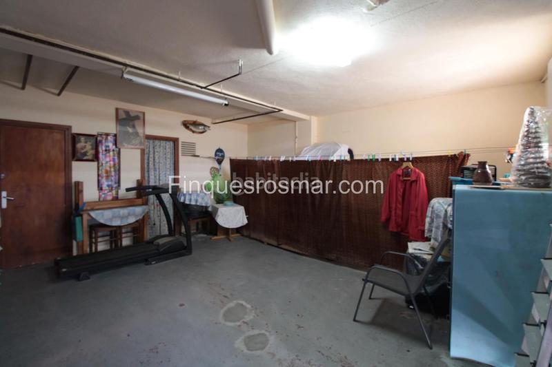 Foto 88be1ef0-ea77-4be1-a5ba-49e990d7b679. Casa amb aparcament piscina a Aiguaviva Parc Vidreres