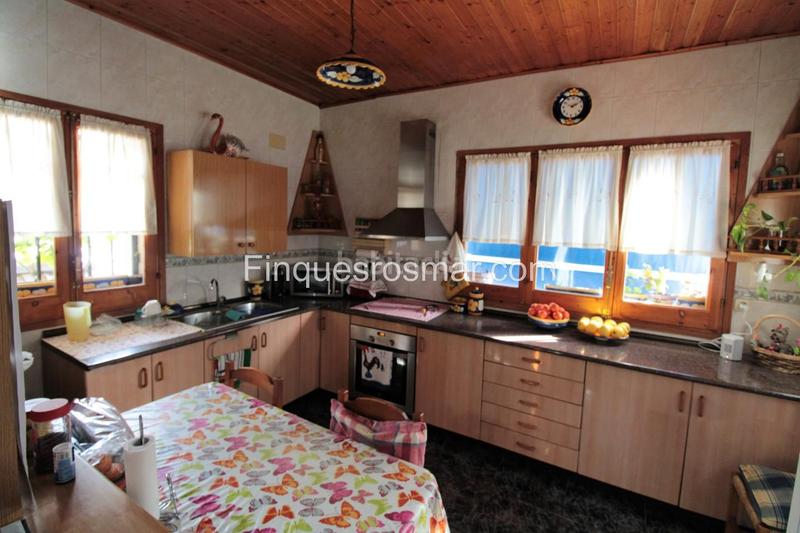 Foto a12db806-f703-4de2-bdc0-8c465abaa061. Casa amb aparcament piscina a Aiguaviva Parc Vidreres