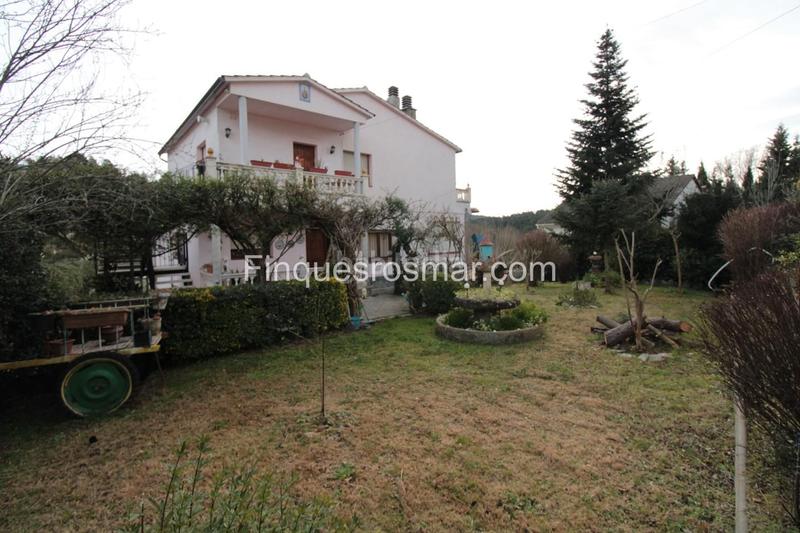Foto cd930530-b0c8-459a-b2b8-c7d12b3e03df. Casa amb aparcament piscina a Aiguaviva Parc Vidreres