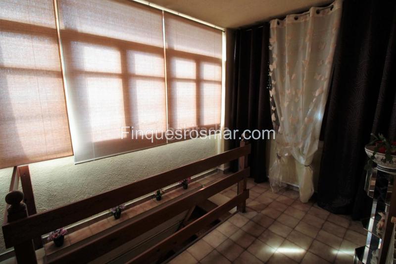 Foto d7ad21bd-597d-48c3-8fff-e54e5732da40. Casa amb aparcament piscina a Aiguaviva Parc Vidreres