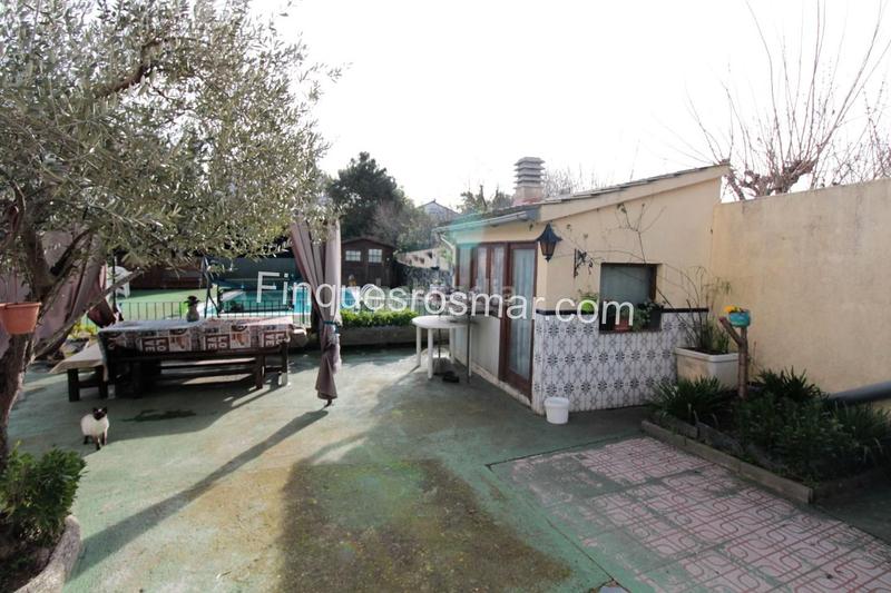 Foto e9128314-b2ed-41bc-9a24-b5e5f53c1fd4. Casa amb aparcament piscina a Aiguaviva Parc Vidreres