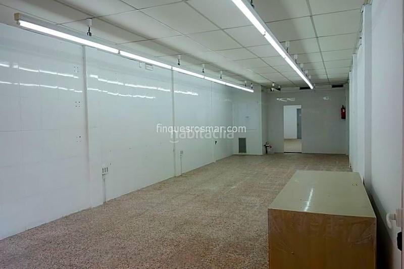 Foto cd48c0ad-0410-4feb-ad17-d314858e4e96. Local comercial a Centre Lloret de Mar