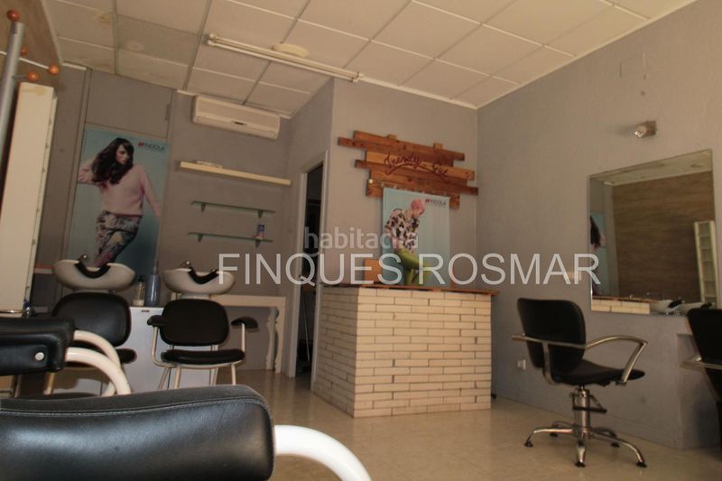 Foto 5f2f1668-3cd2-42cf-a9e4-96c2a7407cd3. Local comercial a Centre Lloret de Mar