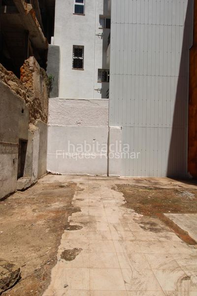 Foto 41e53e94-ddce-4f7f-8e3a-d5e725762dee. Terreno residencial parcela edificable en el centro , a dos pasos de la playa en Lloret de Mar
