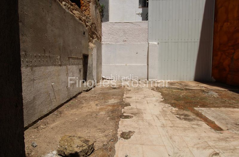 Foto 5f59a5f5-e2b2-4691-8612-f23a7cb25008. Terreno residencial parcela edificable en el centro , a dos pasos de la playa en Lloret de Mar